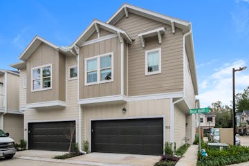 5102 Royal Heath Dr Houston, TX 77018